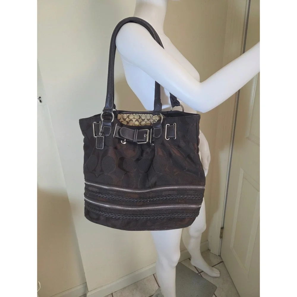 Coach Vintage Y2K Signature Jacquard Shoulder Bag Brown Buckle Zipper Tote